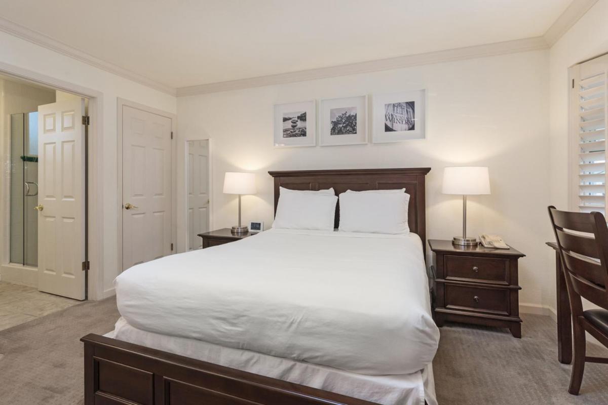 Hotel Oaks
