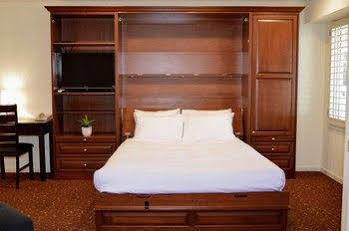 Hotel Oaks 4*