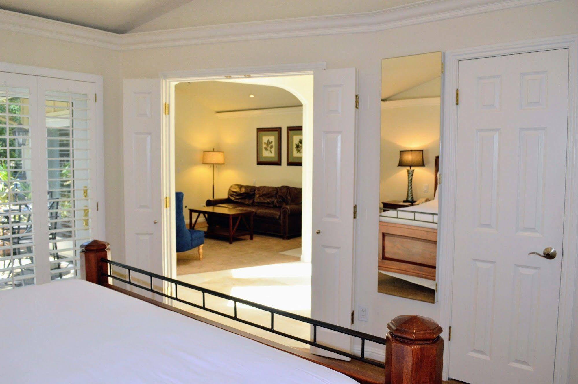 Hotel Oaks 4*